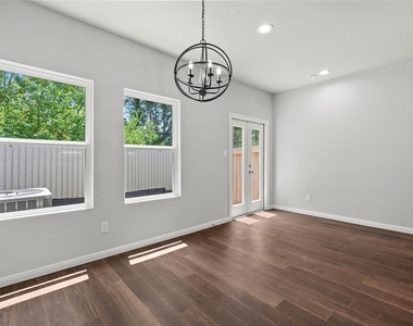 4933 Dalhart Drive - Photo Thumbnail 12