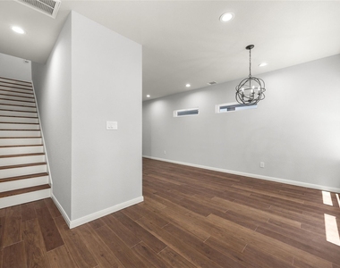 4933 Dalhart Drive - Photo Thumbnail 15