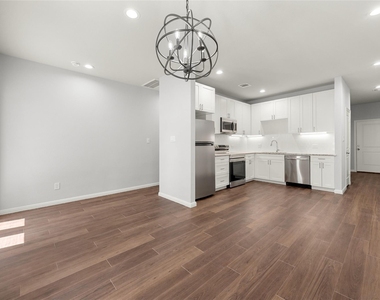 4933 Dalhart Drive - Photo Thumbnail 10