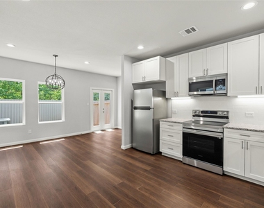 4933 Dalhart Drive - Photo Thumbnail 7