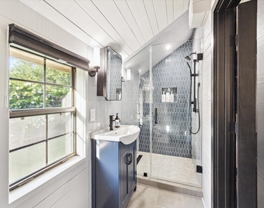 718 Garden Oaks Boulevard - Photo Thumbnail 27