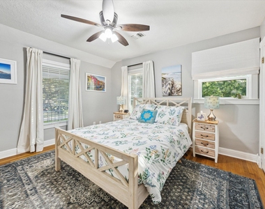 718 Garden Oaks Boulevard - Photo Thumbnail 22