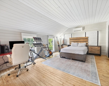 718 Garden Oaks Boulevard - Photo Thumbnail 26
