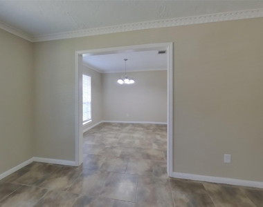 1838 Turtle Creek Drive - Photo Thumbnail 14