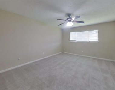 1838 Turtle Creek Drive - Photo Thumbnail 6