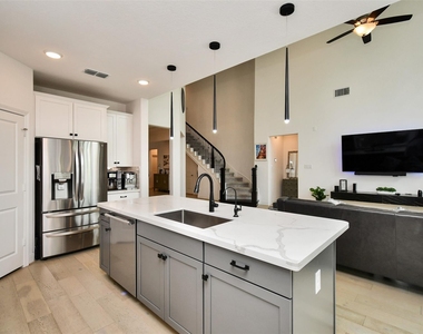 8922 Stanley Oak Drive - Photo Thumbnail 9