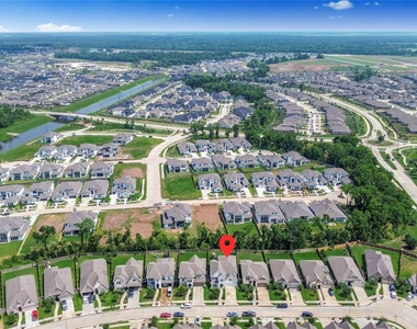 8922 Stanley Oak Drive - Photo Thumbnail 40