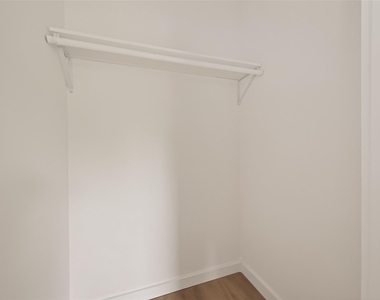 3922 Alsace Street - Photo Thumbnail 18