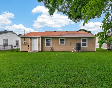 3922 Alsace Street - Photo Thumbnail 29