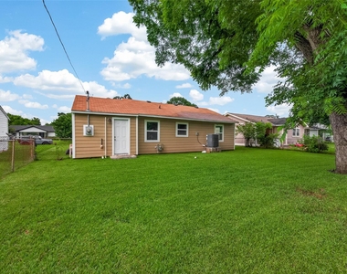 3922 Alsace Street - Photo Thumbnail 28