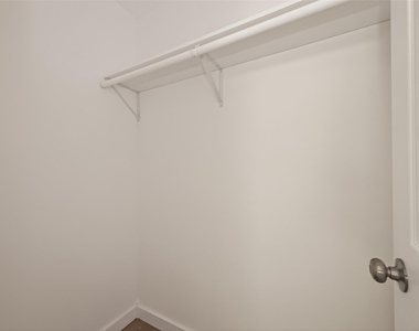 3922 Alsace Street - Photo Thumbnail 26