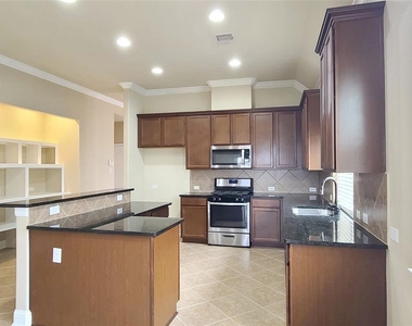 12903 Mason Terrace Lane - Photo Thumbnail 10