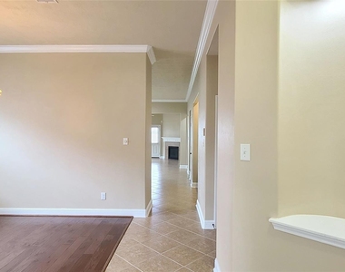 12903 Mason Terrace Lane - Photo Thumbnail 5