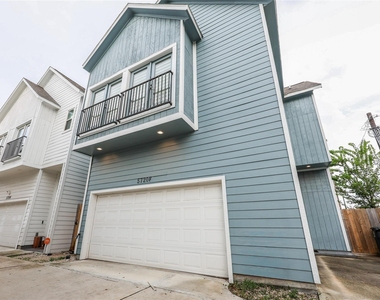 5720 Beall Street - Photo Thumbnail 1