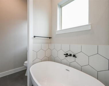 5720 Beall Street - Photo Thumbnail 14