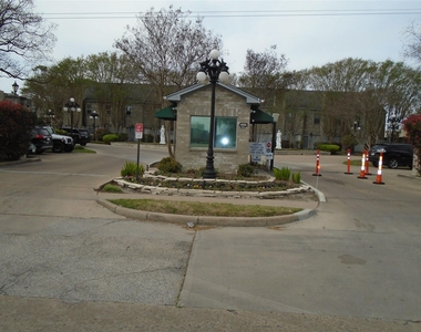 6000 Reims Road - Photo Thumbnail 5