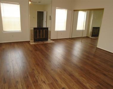 6000 Reims Road - Photo Thumbnail 21