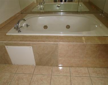 6000 Reims Road - Photo Thumbnail 24