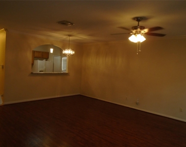 6000 Reims Road - Photo Thumbnail 10