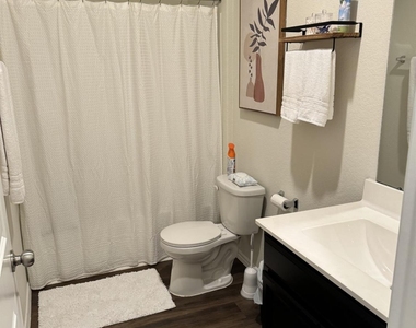 25554 Burnett Ranch Lane - Photo Thumbnail 10