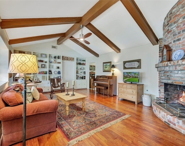 18623 Prince William Lane - Photo Thumbnail 16