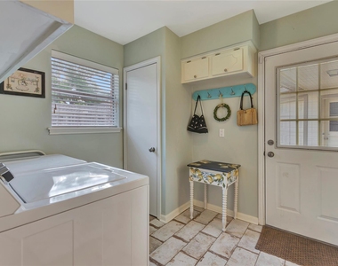 18623 Prince William Lane - Photo Thumbnail 33