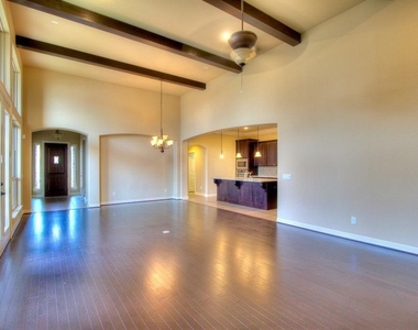 63 Silent Circle Drive - Photo Thumbnail 2