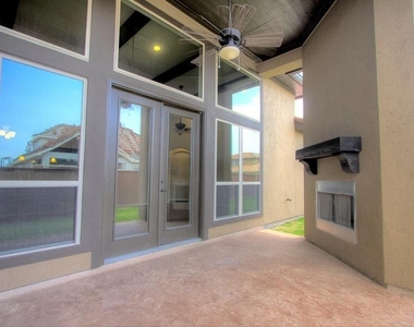 63 Silent Circle Drive - Photo Thumbnail 11