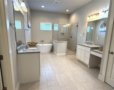 10926 Brookeshire Chase Lane - Photo Thumbnail 7
