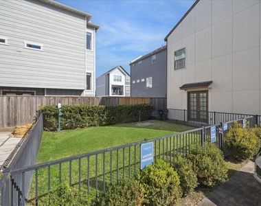 10926 Brookeshire Chase Lane - Photo Thumbnail 10