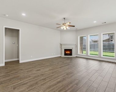 27922 Arden Trail - Photo Thumbnail 12