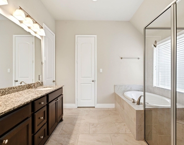 27922 Arden Trail - Photo Thumbnail 15