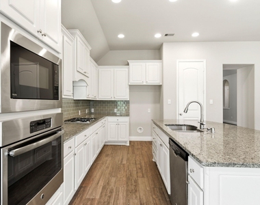27922 Arden Trail - Photo Thumbnail 5