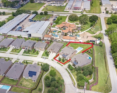 24910 Meadowthorn Crest Lane - Photo Thumbnail 37