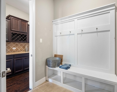 24910 Meadowthorn Crest Lane - Photo Thumbnail 17