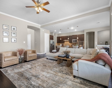 24910 Meadowthorn Crest Lane - Photo Thumbnail 21