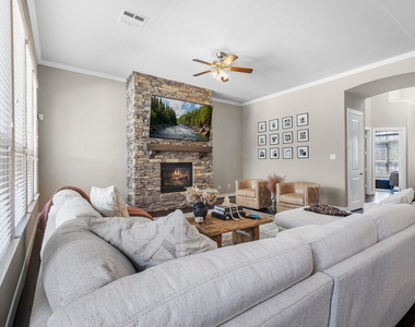 24910 Meadowthorn Crest Lane - Photo Thumbnail 20