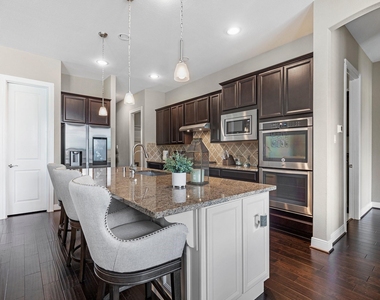 24910 Meadowthorn Crest Lane - Photo Thumbnail 6