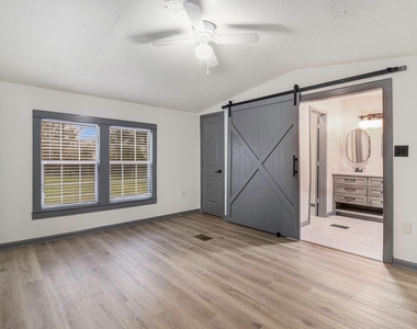 6506 N Martin Luther King Avenue - Photo Thumbnail 14