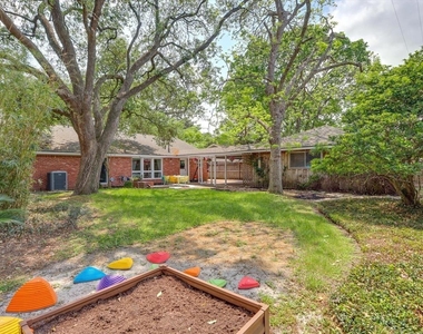 5630 Edith Street - Photo Thumbnail 29