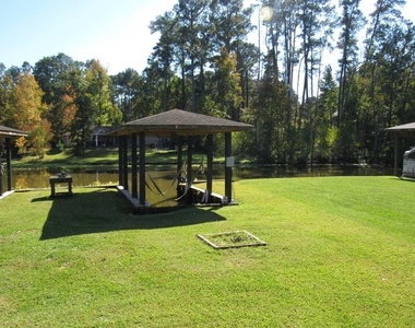 70 Lakeside - Photo Thumbnail 14