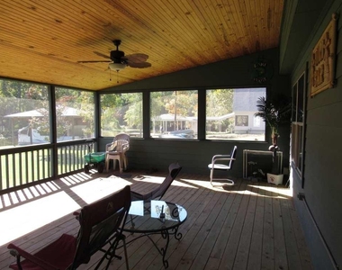 70 Lakeside - Photo Thumbnail 10