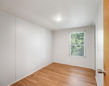 71 Road 5221 - Photo Thumbnail 16