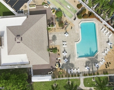 646 Se 12th Court - Photo Thumbnail 31
