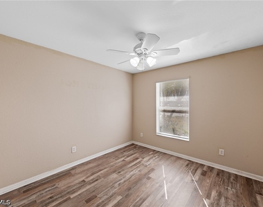 845 Se 8th Terrace - Photo Thumbnail 10