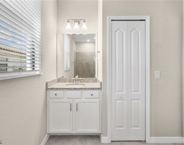11884 Arbor Trace Drive - Photo Thumbnail 15