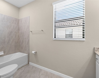 11884 Arbor Trace Drive - Photo Thumbnail 14