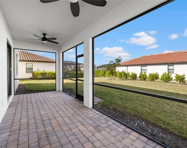 11884 Arbor Trace Drive - Photo Thumbnail 28