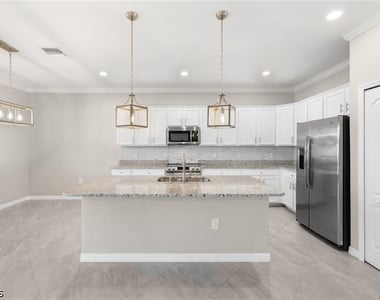11884 Arbor Trace Drive - Photo Thumbnail 8