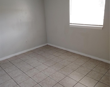 2709 Jackson - Photo Thumbnail 6